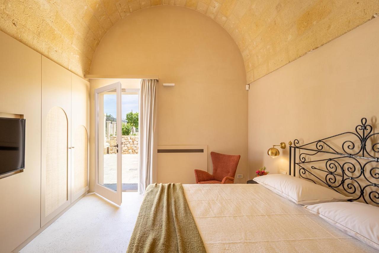 Il Giardino Grande - Dimora In Salento Bed and Breakfast Parabita Εξωτερικό φωτογραφία