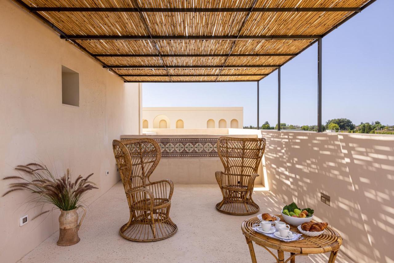 Il Giardino Grande - Dimora In Salento Bed and Breakfast Parabita Εξωτερικό φωτογραφία