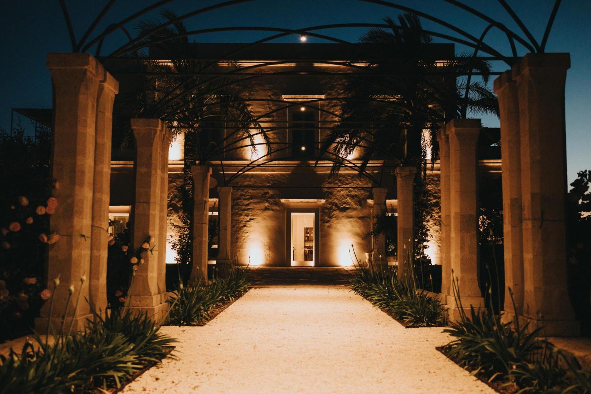 Il Giardino Grande - Dimora In Salento Bed and Breakfast Parabita Εξωτερικό φωτογραφία